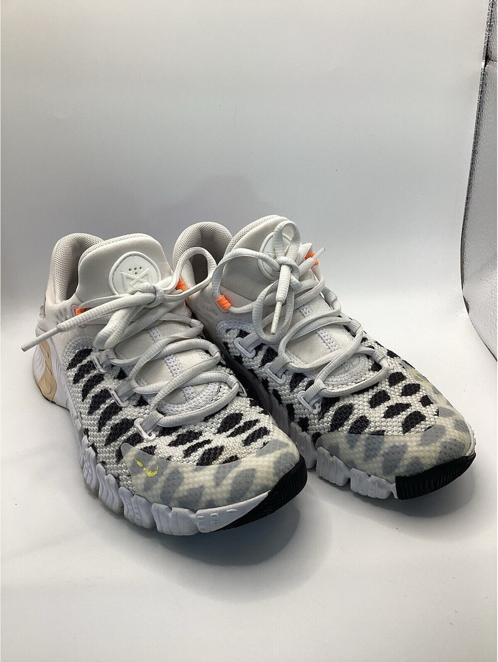 Nike Free Run 7.5 Women’s  Running Lace Up Sneaker White/Black/Blue